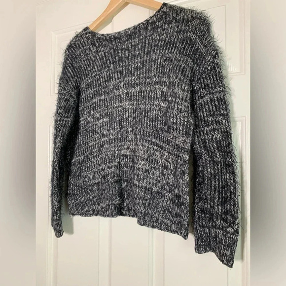 Elan Witchy Black Gray Marled Fuzzy Long Sleeve Round Neck Sweater size Medium - Picture 3 of 11